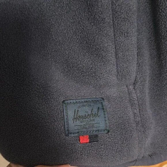 24. Herschel Fleece Zip Up Jacket Sz S - Picture 5 of 6